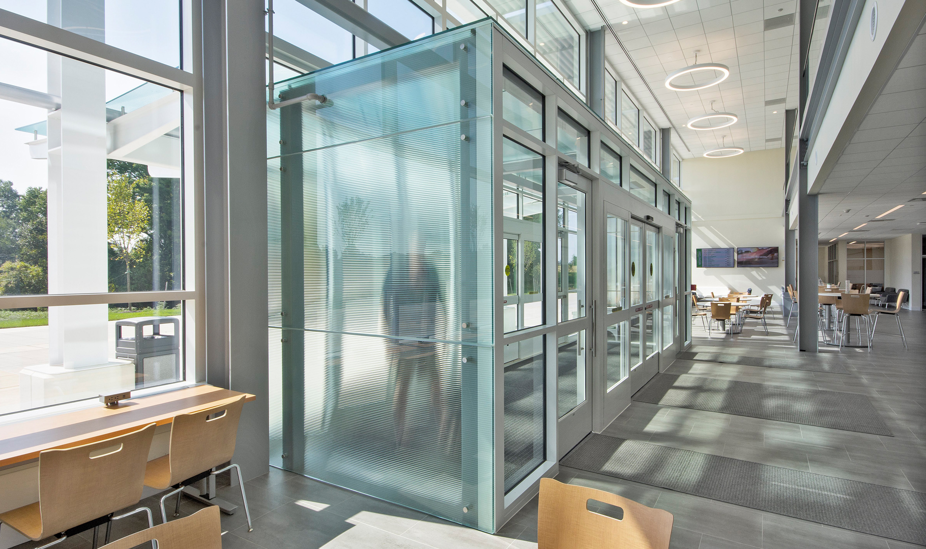 glass vestible entrance- Wilmington University