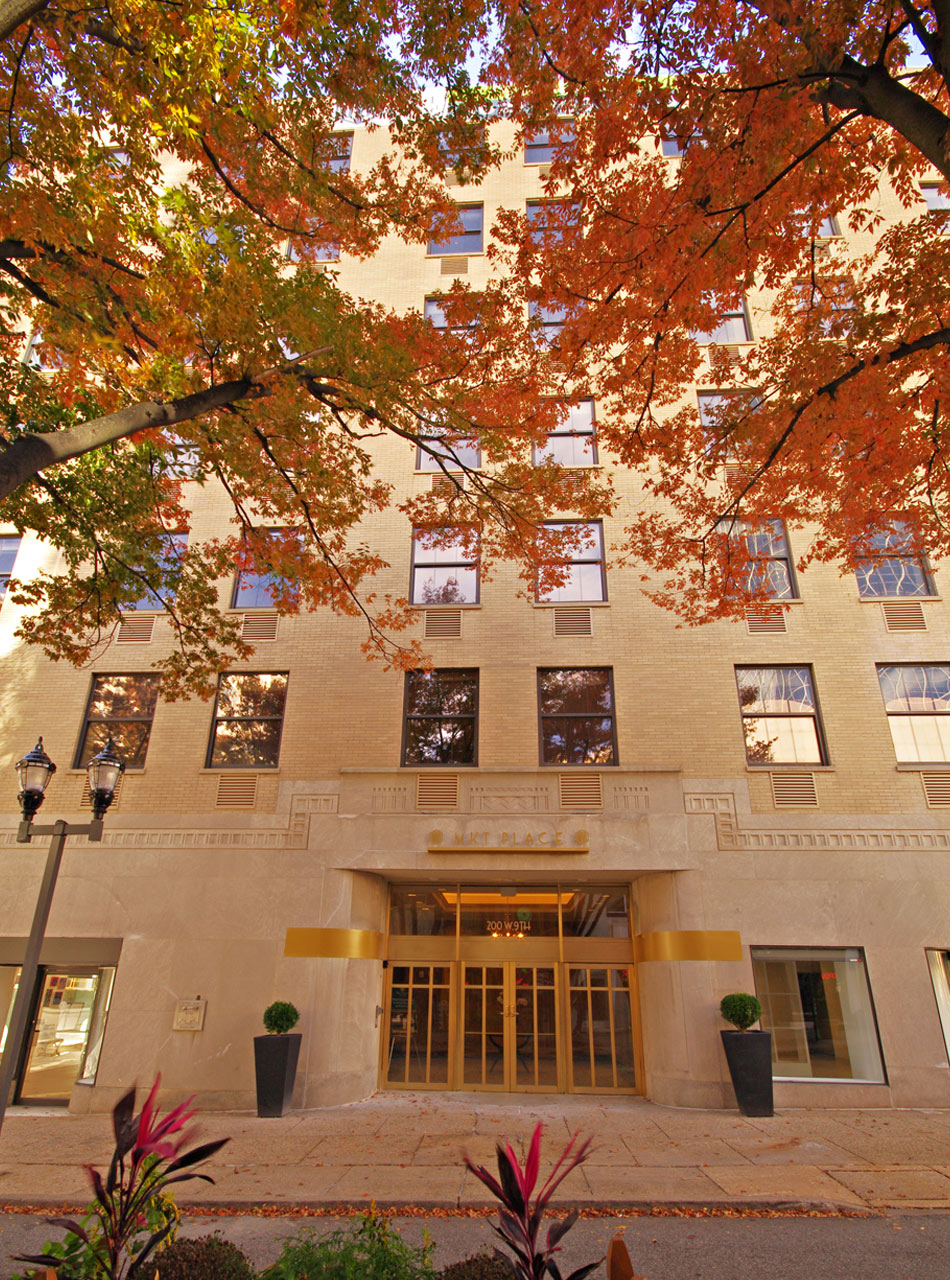 200 West 9th street front entry